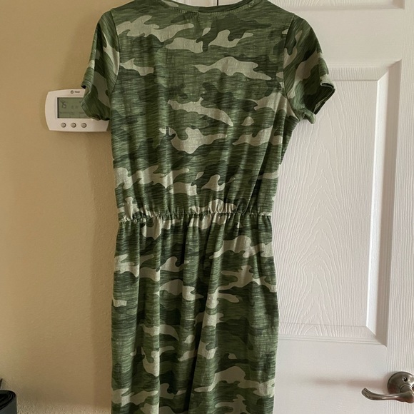 Old Navy Camouflage T-Shirt Dress - Picture 3 of 3